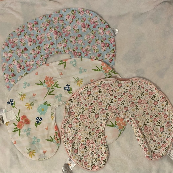 Boppy pillow - Picture 2 of 4